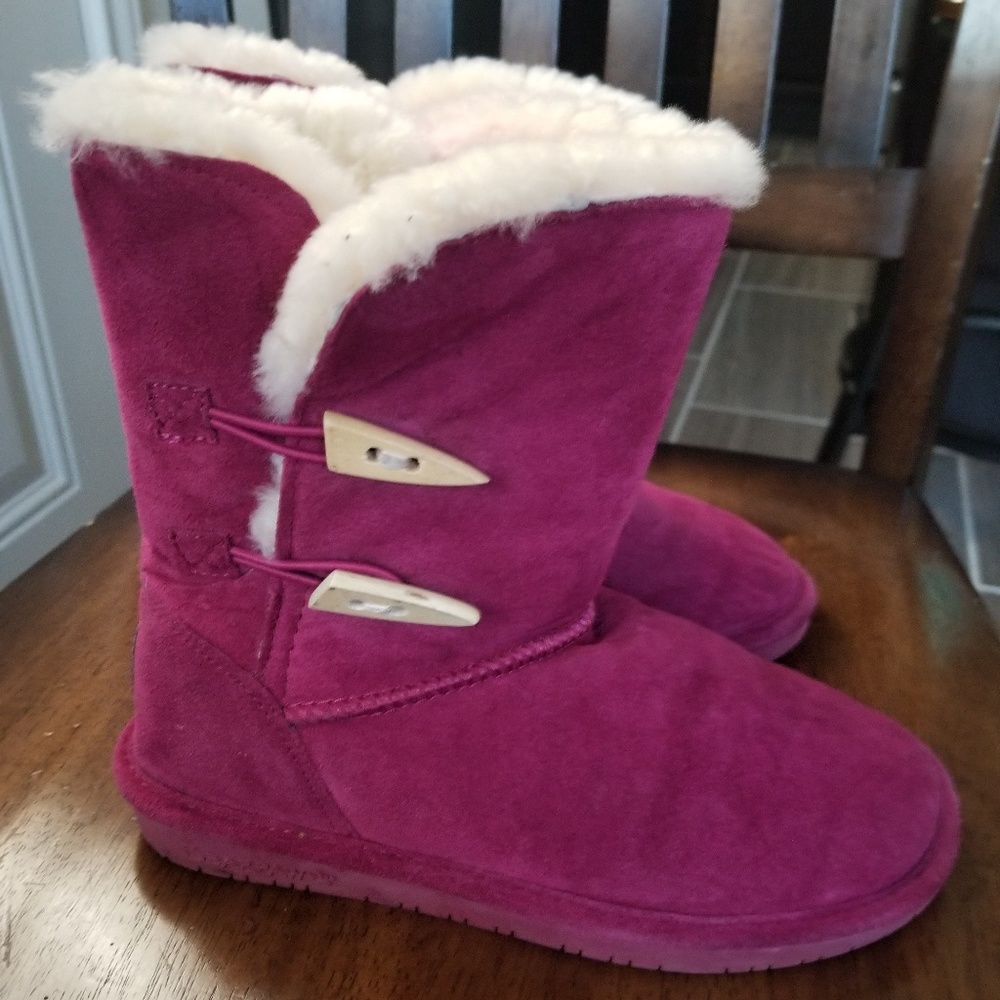 Pink Bearpaw boots size 6